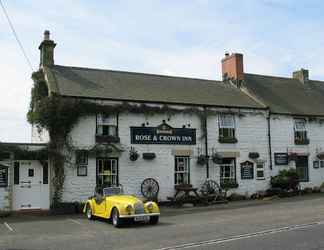 Exterior 2 Rose and Crown