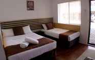 Kamar Tidur 5 Baths Motel