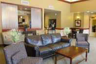 Lobby Clarion Hotel & Suites Near Pioneer Power Generating Station