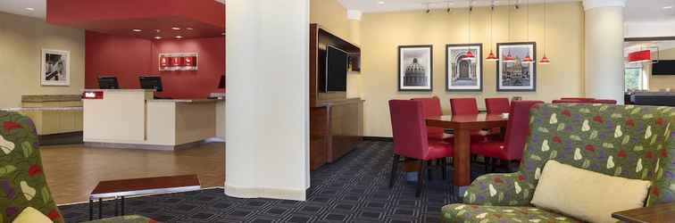 Lobby Towneplace Suites by Marriott Harrisburg West/Mechanicsburg