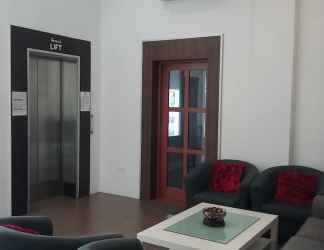 Lobi 2 GinaSuite Kompleks27 Hotel