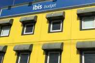 Luar Bangunan ibis Budget Fawkner