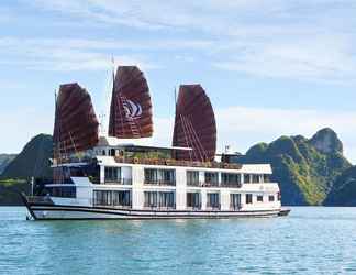 Exterior 2 Pelican Halong Cruise