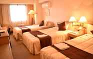 Bilik Tidur 4 Sunwest Hotel Sasebo