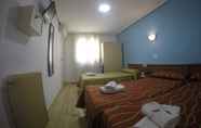 Kamar Tidur 6 Hostal Rober