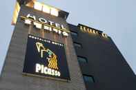 Exterior Picasso Hotel