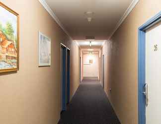 Lobi 2 Chadstone Executive Motel