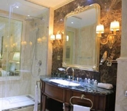 In-room Bathroom 7 Rixos Khadisha Shymkent