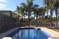 Swimming Pool Sunraysia Motel & Holiday Apartments