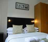 Kamar Tidur 5 Studios 2 Let North Gower