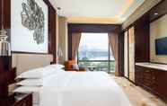Bedroom 4 Sheraton Changde Wuling Hotel
