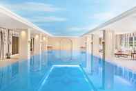 สระว่ายน้ำ The Azure Qiantang, a Luxury Collection Hotel, Hangzhou