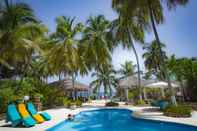 Swimming Pool Hôtel Restaurant Cyvadier Plage