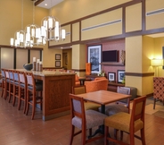 Restaurant 7 Hampton Inn & Suites by Hilton Lonoke