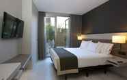Bedroom 6 AC Hotel Colón Valencia by Marriott
