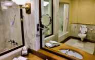 Toilet Kamar 2 Hotel Mountview