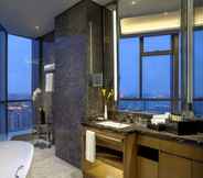 In-room Bathroom 4 Kempinski Hotel Changsha