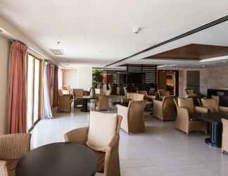 Lobby 2 New Town Suites at Bandar Sunway