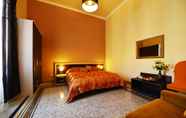 Bedroom 3 174 Via Roma