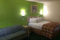 Bedroom California Inn & Suites Adelanto US 395