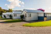 Exterior Waitangi Holiday Park