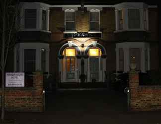 Bangunan 2 Manor House London