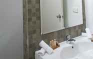 Toilet Kamar 2 Wine Country Villas