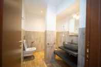 In-room Bathroom Residence Tabor