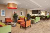 Sảnh chờ Hilton Garden Inn Akron