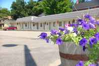 Exterior Bracebridge Inn