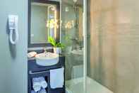 In-room Bathroom Appart'City Confort Strasbourg Aéroport