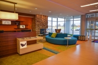 Lobby Fairfield Inn & Suites Canton South