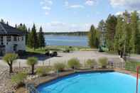 Swimming Pool Vuokatti Suites