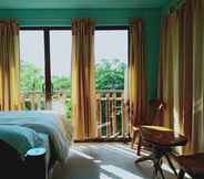Bedroom 4 Flower Island Resort