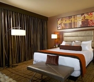 Bedroom 3 Osage Casino and Hotel - Skiatook