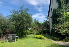 Others 4 W Starym Sadzie