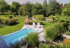 Others 5 W Starym Sadzie