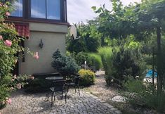 Others 3 W Starym Sadzie