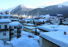 Others 2 Esther Davos Platz in Davos Platz