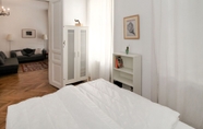 Others 5 Wieden Wien in Wien With 2 Bedrooms and 1 5 Bathrooms