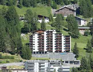 Khác 2 Guardaval Davos Dorf