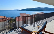 Others 3 Viva-by the Sea-panorama Penthouse Seget Vranjica