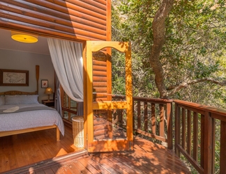 Others 2 Ballots Bay Treehouse by HostAgents