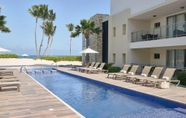 Others 2 Beach Condo w Sea View B-202 Costa Atlantica