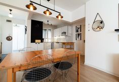 Others 5 Modern Flat With Central Location in Kadikoy