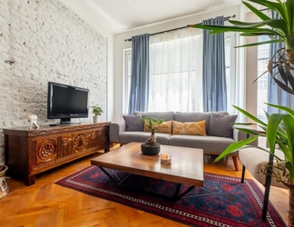 Others 2 Charming Flat With Central Location in Kadikoy