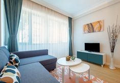 Others 4 Spectacular Flat Near Bull Statue in Kadikoy