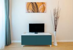 Others 7 Spectacular Flat Near Bull Statue in Kadikoy