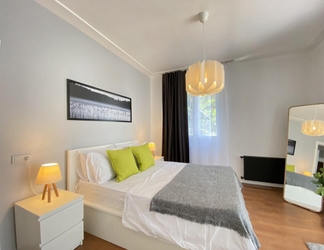 Lain-lain 2 Exquisite Flat Near Bagdat Street in Kadikoy