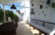 Others 7 Vibrant Flat With Sea View Near Sea in Cesme
